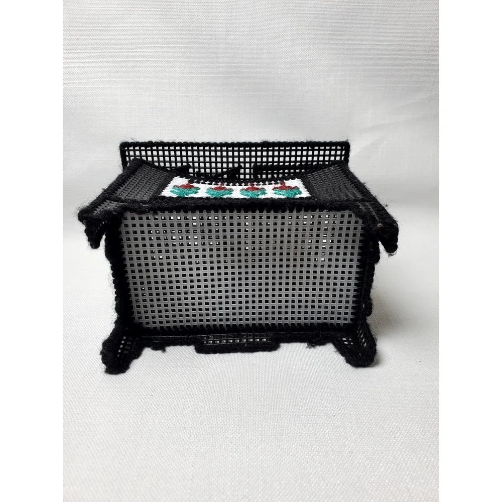Vintage Plastic Canvas‎ Trinket Chest Handmade Needlepoint Floral Cottagecore
